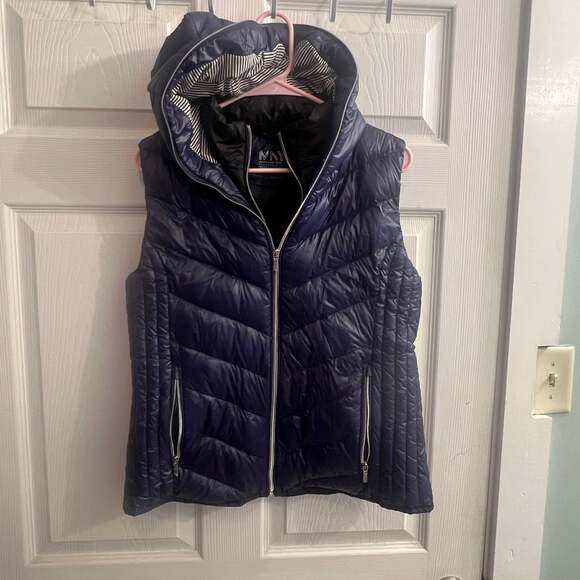 Andrew Marc New York Navy Puffer Vest Dual Zipper Hood SIZE MED DUCK DOWN - Picture 1 of 10